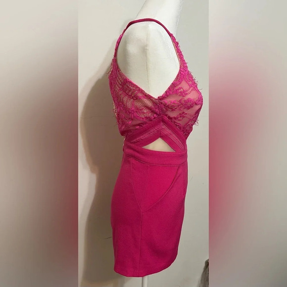 Luxxel Sexy pink lace see through romper. Small. K1 - Picture 4 of 15
